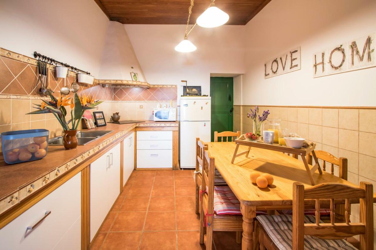 Pensjonat Casa Mi Tio Perico Mala Zewnętrze zdjęcie