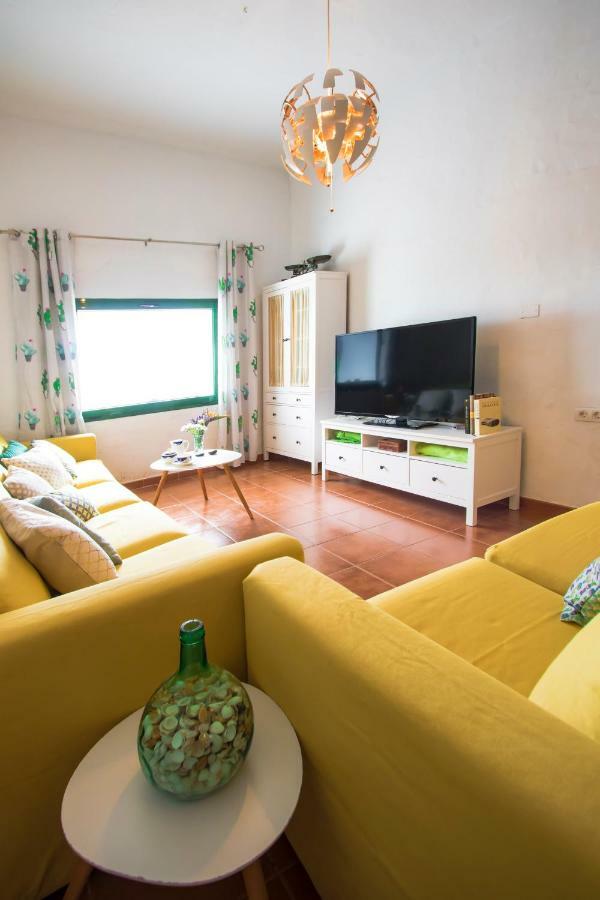Pensjonat Casa Mi Tio Perico Mala Zewnętrze zdjęcie