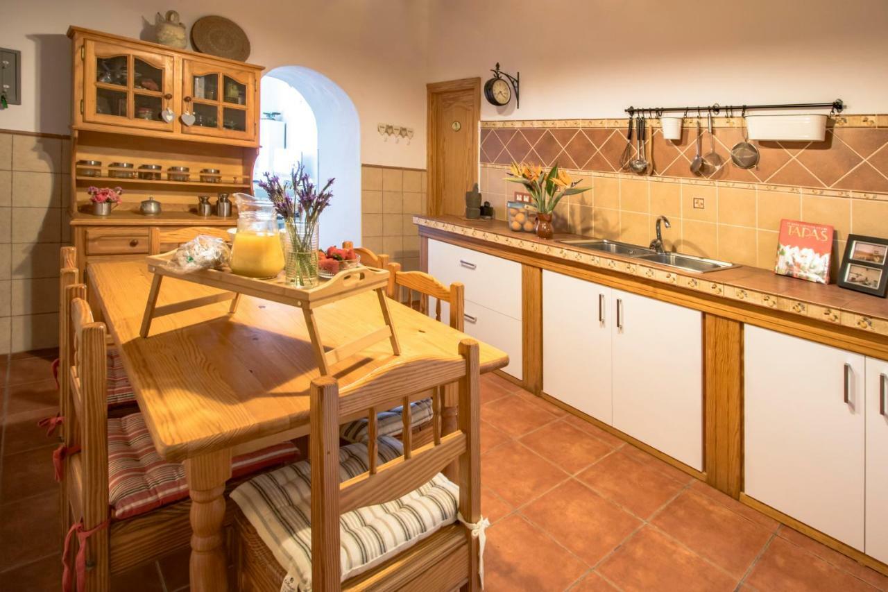Pensjonat Casa Mi Tio Perico Mala Zewnętrze zdjęcie